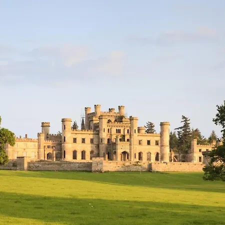 3 Bed In Penrith Oc-sz390 Holiday home *