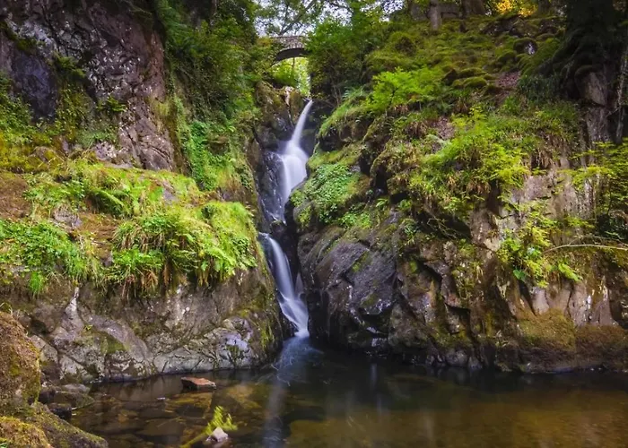 3 Bed In Penrith Oc-sz390 *