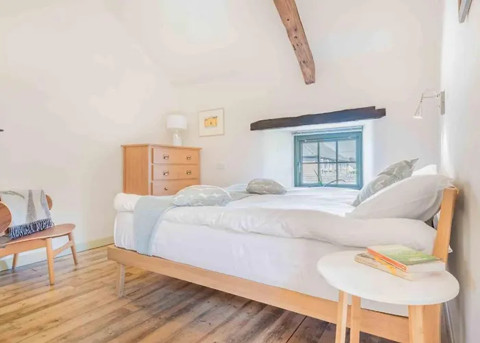 3 Bed In Penrith Oc-sz390 *